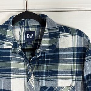 Gap Women’s Relaxed Fit Nixie Plaid Flannel Button Up Long Sleeve Size Small